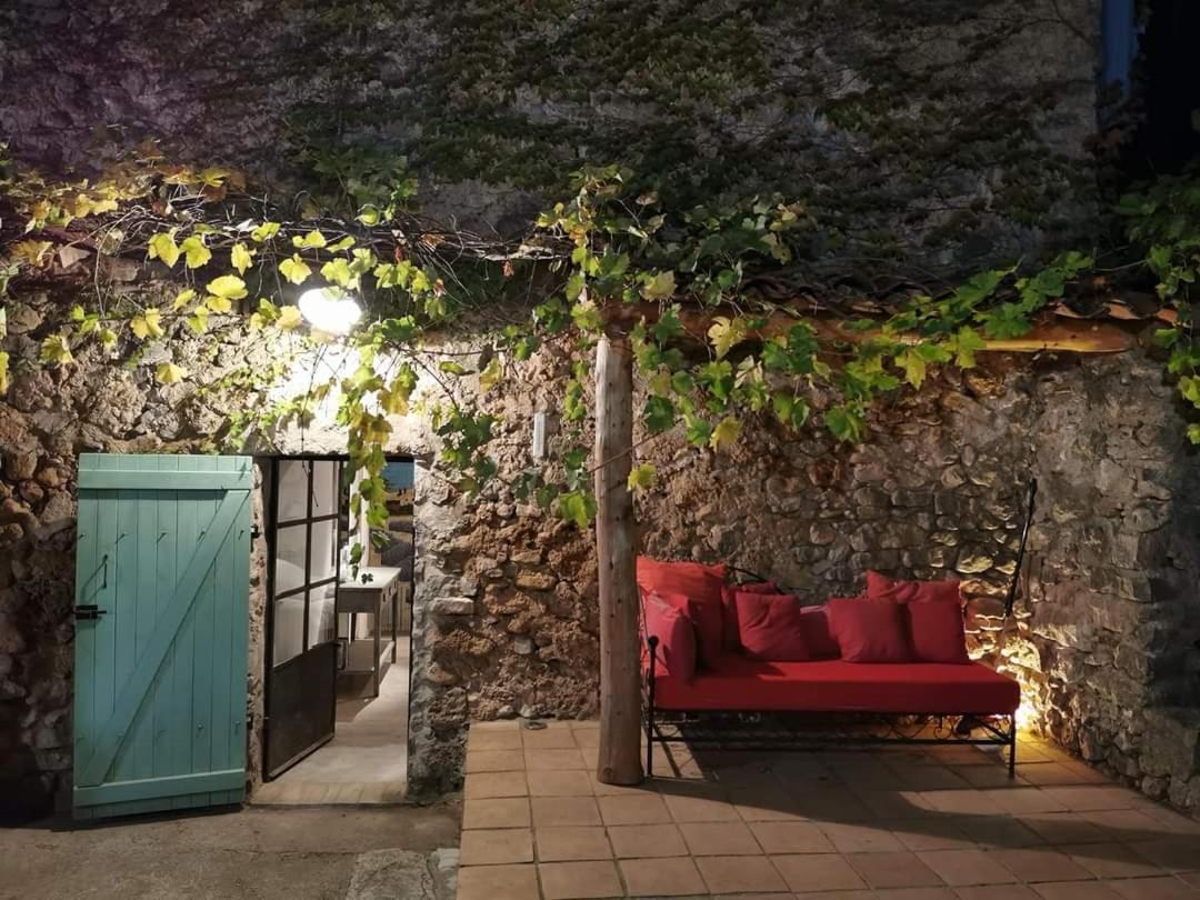 La Bastide Du Capelier - Chambres D'Hotes Avec Baignoire Balneotherapie - 3 Etoiles Salernes Exterior foto